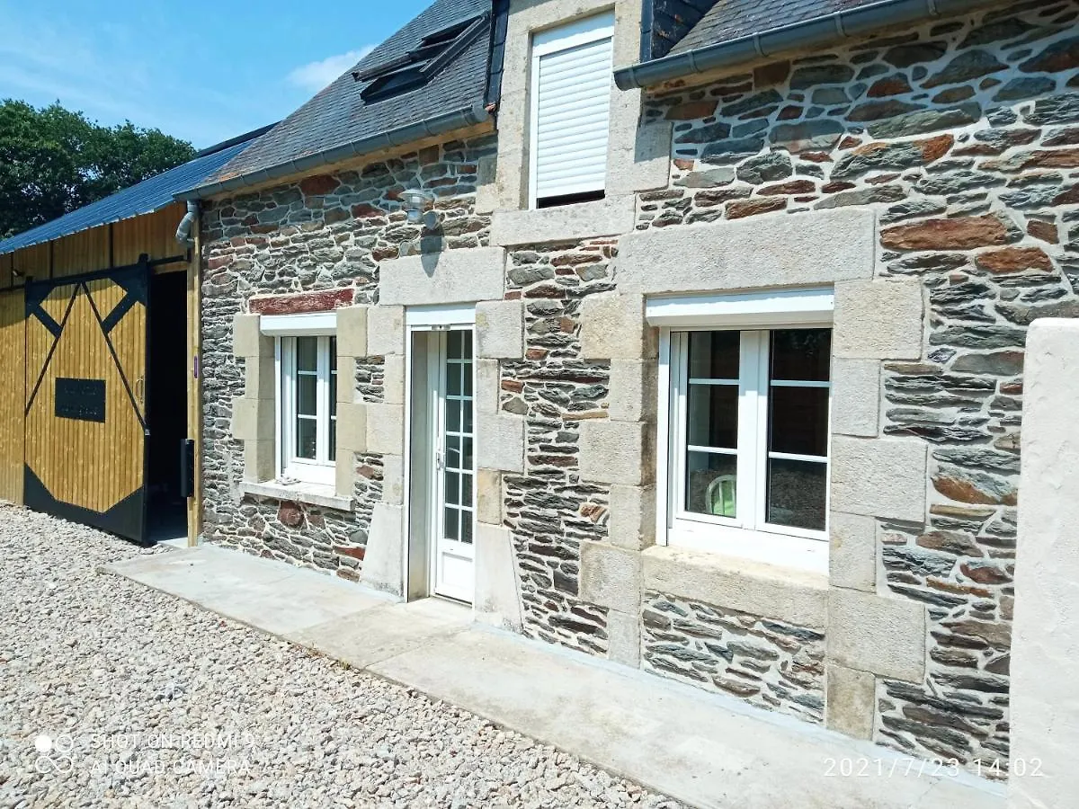 Le Petit Loft De La Chataigneraie Villa Guegon France
